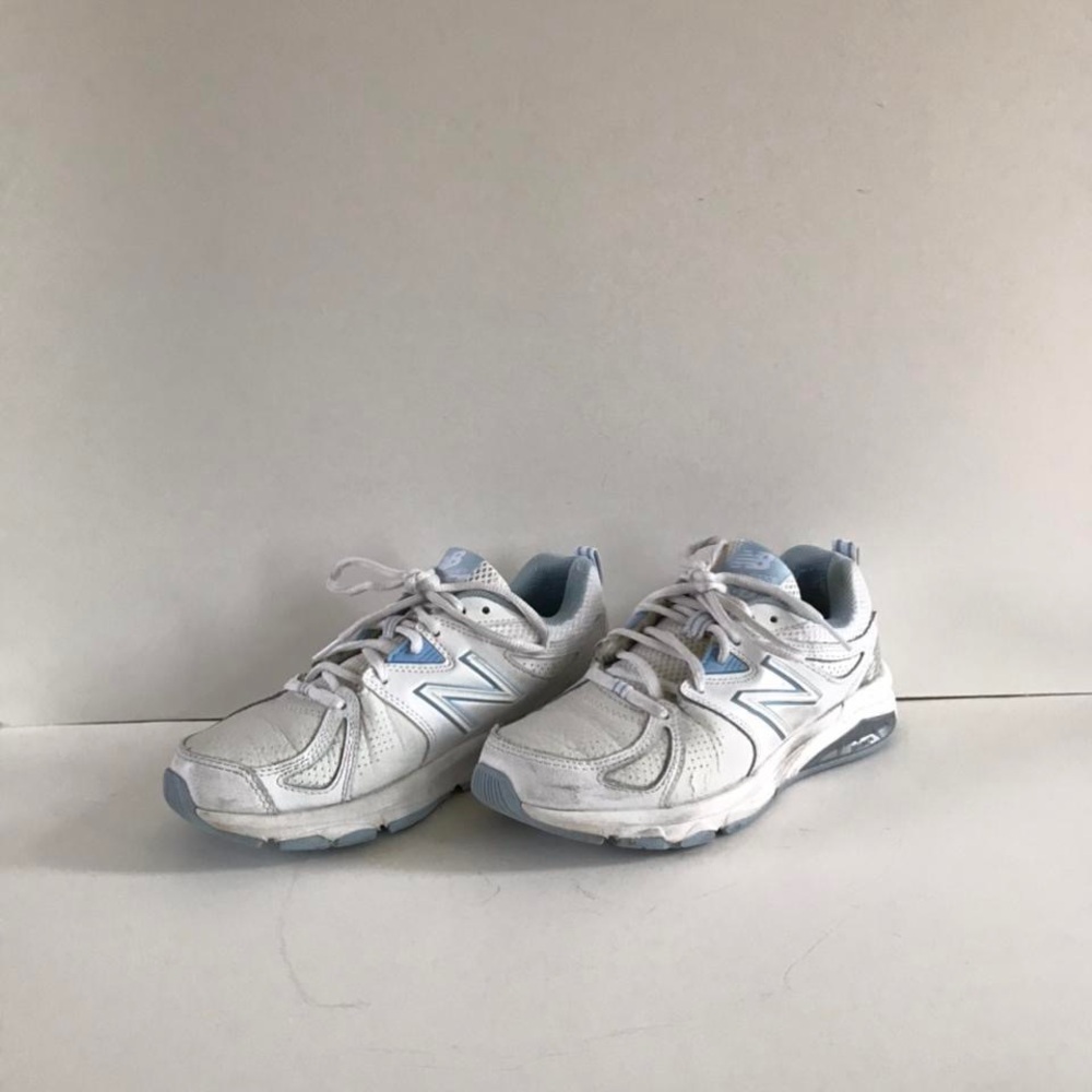 New Balance 857 Trainers